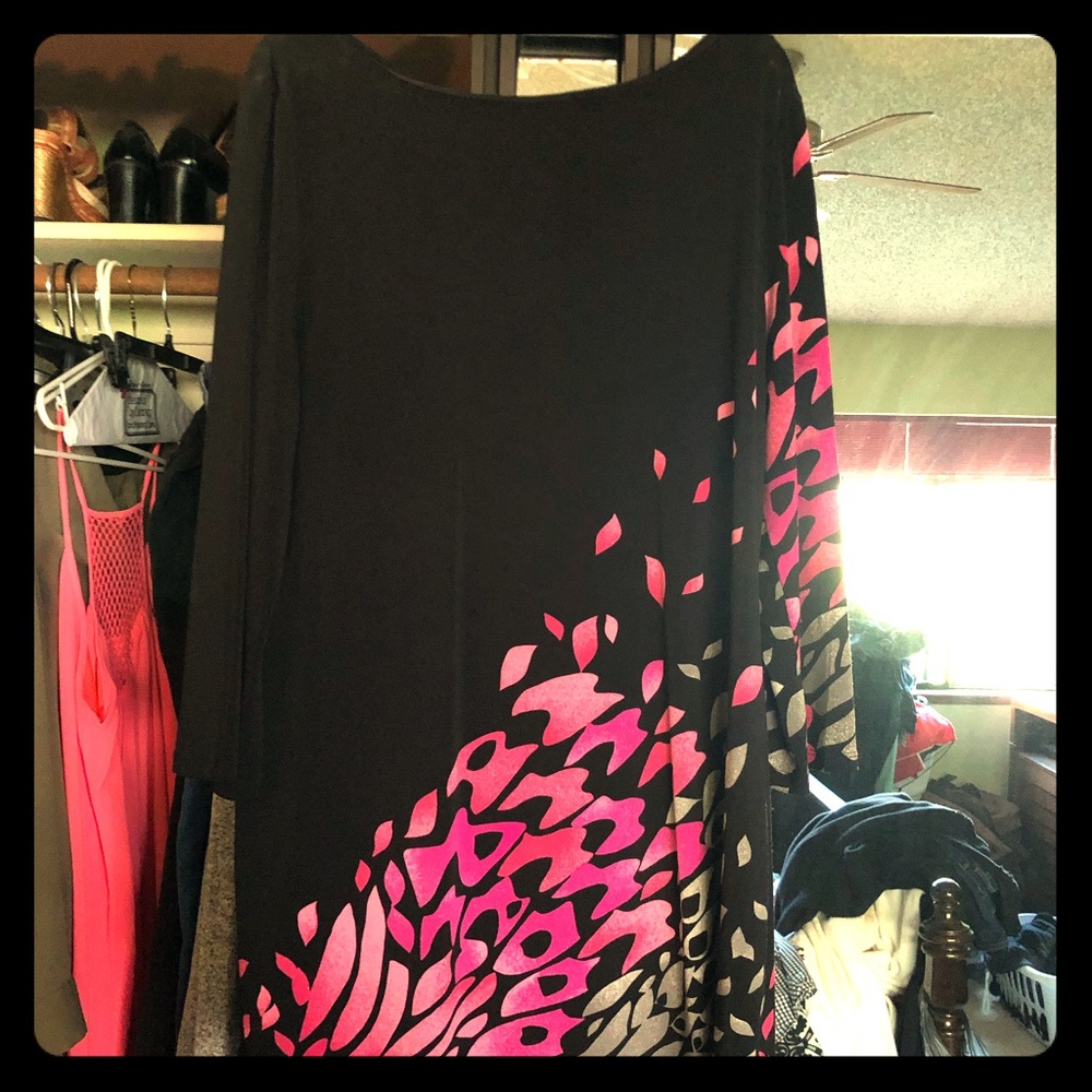 Dress or tunic shirt for leggings.